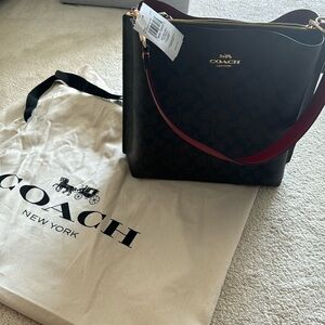 Coach Mollie Bucket Bag 22 in Signature Canvas